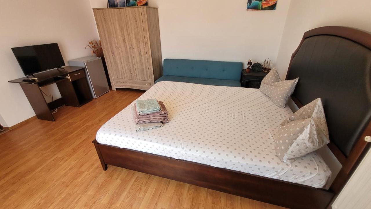 Casa Cristina Corbu Hotell Corbu  Eksteriør bilde